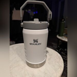 Stanley white multicolor ice flow 40oz basic tumbler